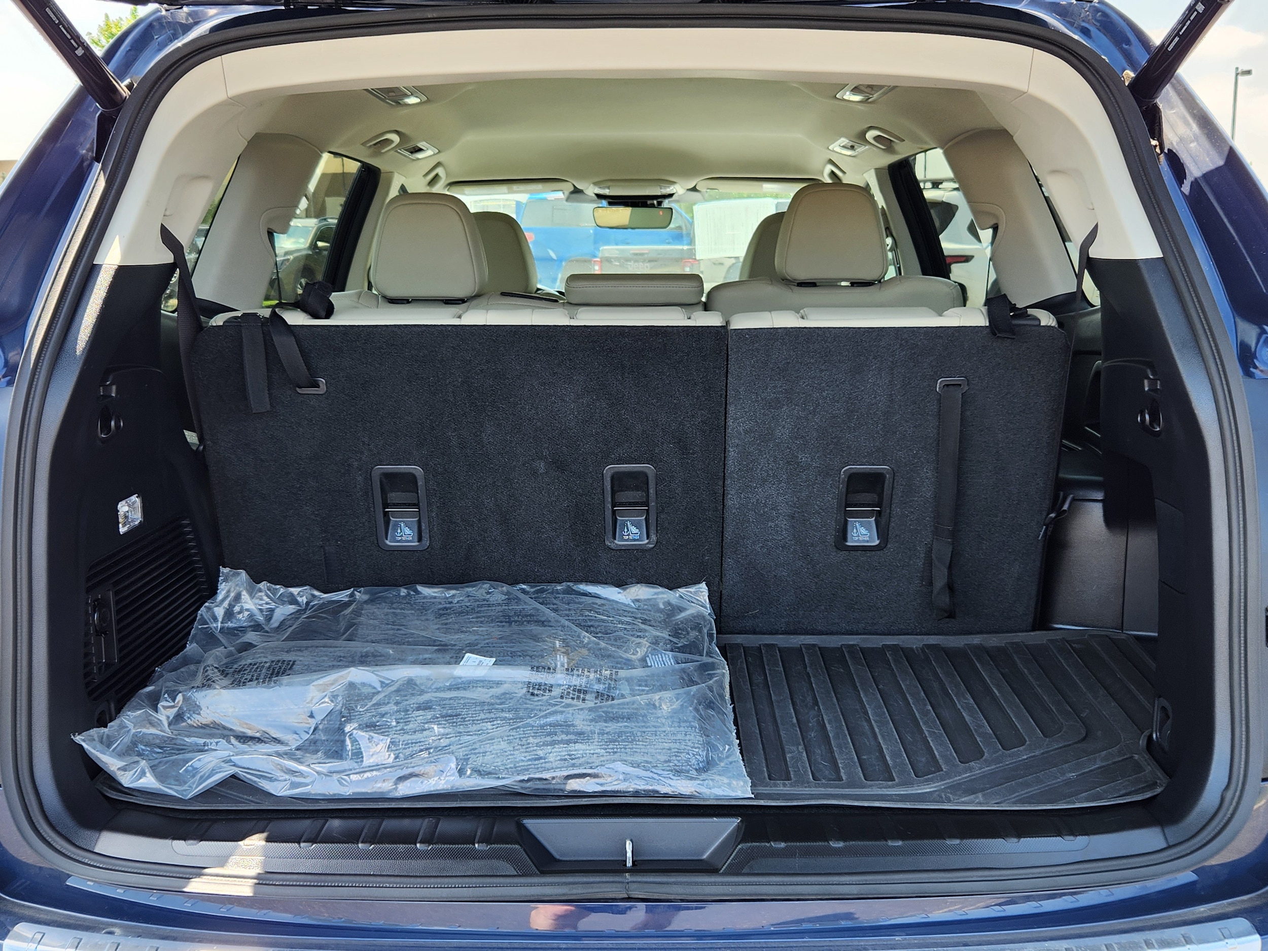 2023 Subaru Ascent Limited - Photo 13