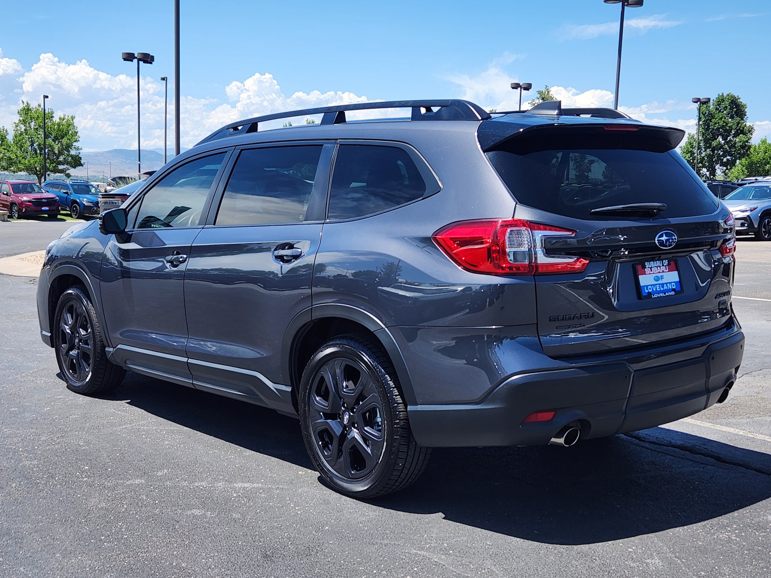 View vehicle photo 2