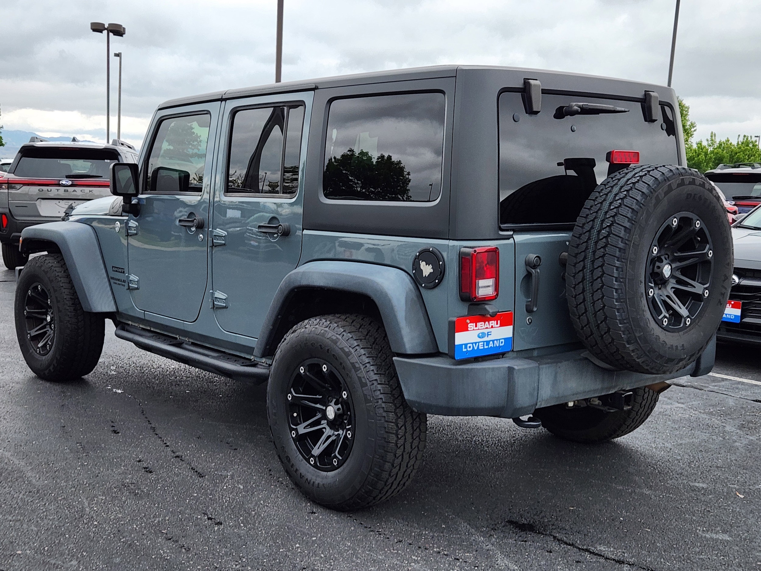 View vehicle photo 2