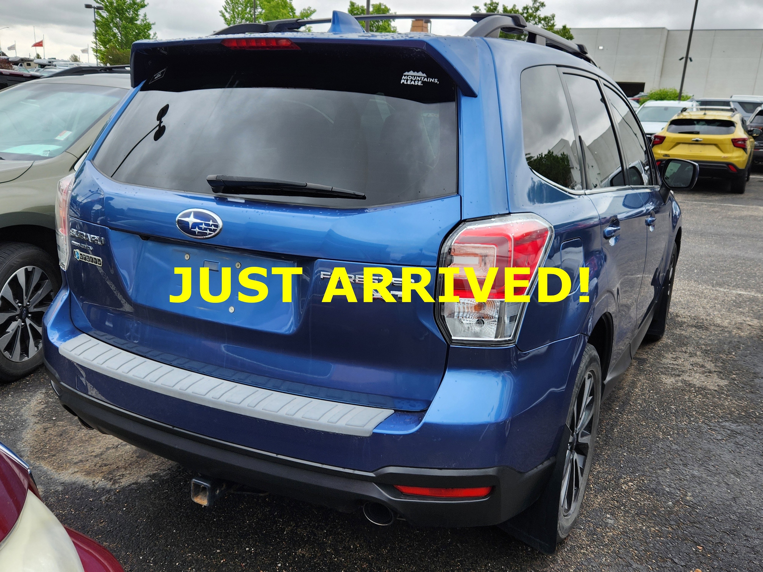 View vehicle photo 2