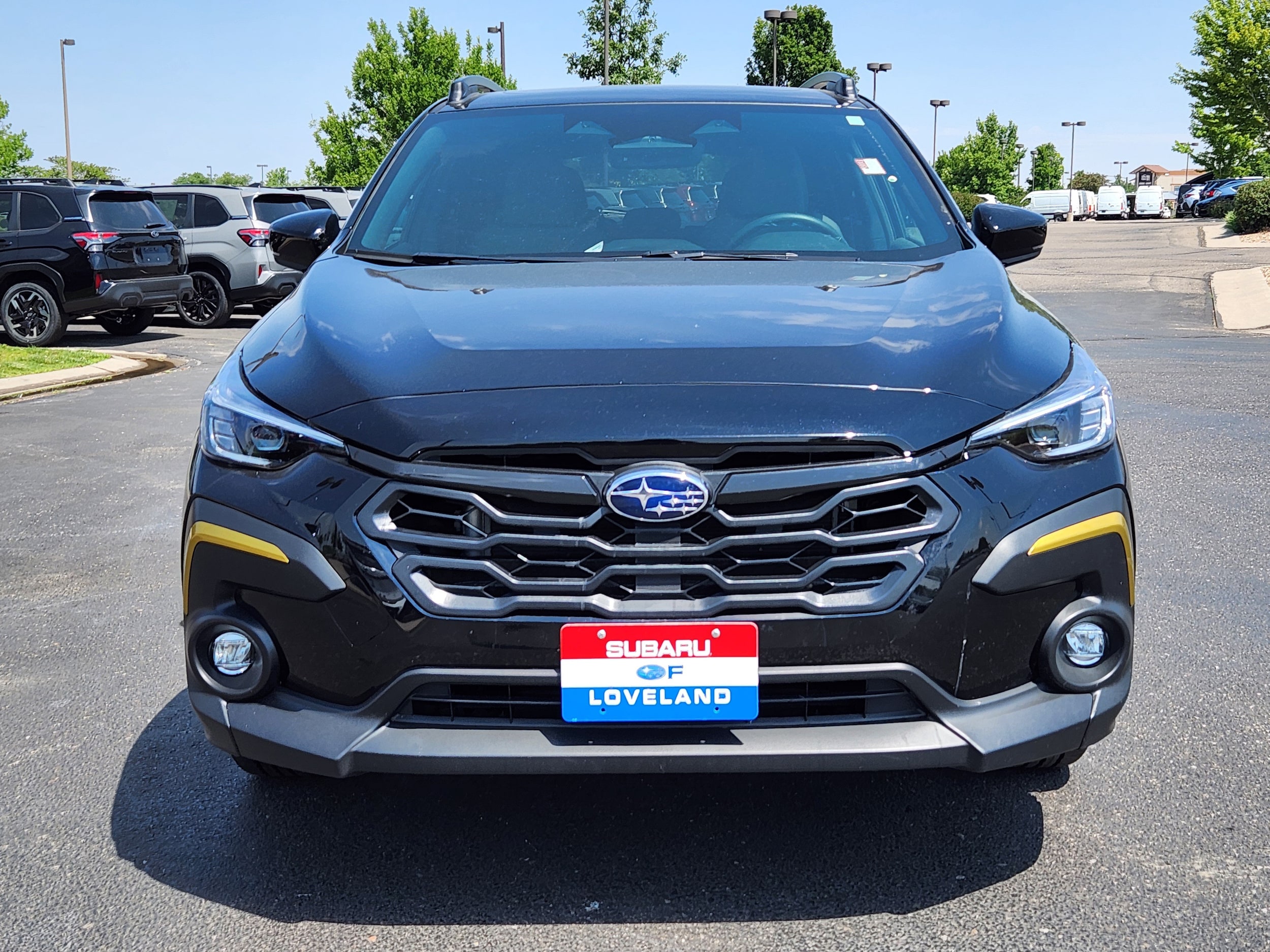 View vehicle photo 4