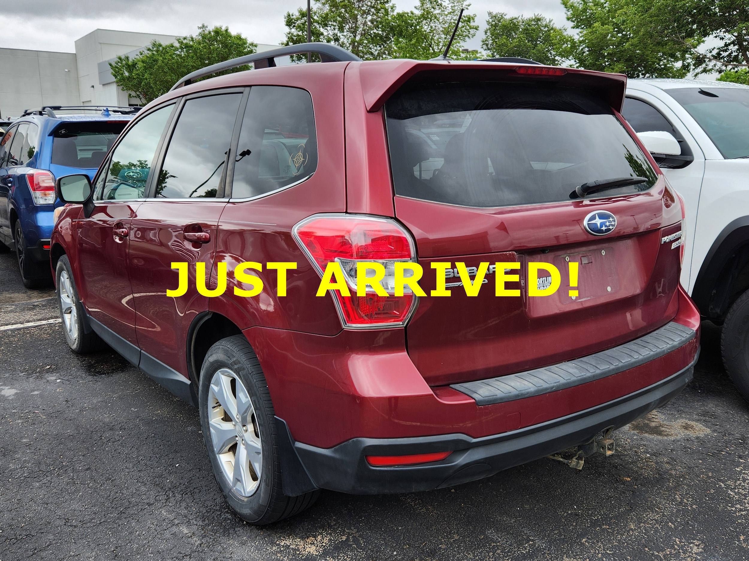 View vehicle photo 3