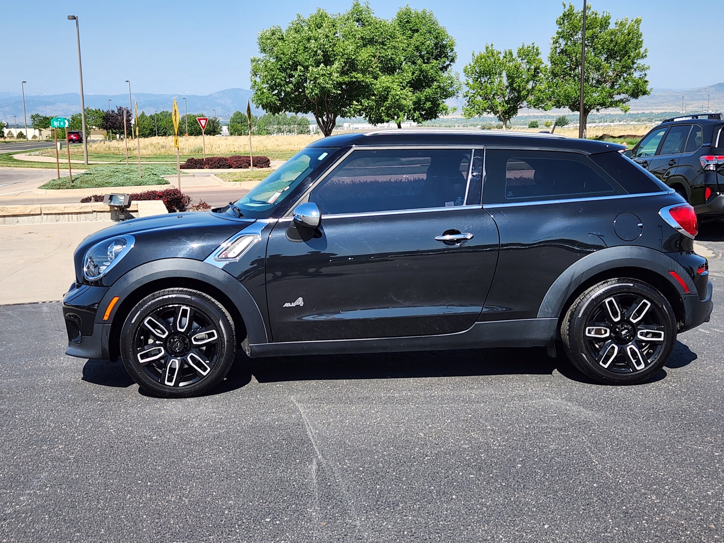 Black Metallic 2015 MINI Cooper Paceman Hatchback All-Wheel Drive 6-Speed Automatic