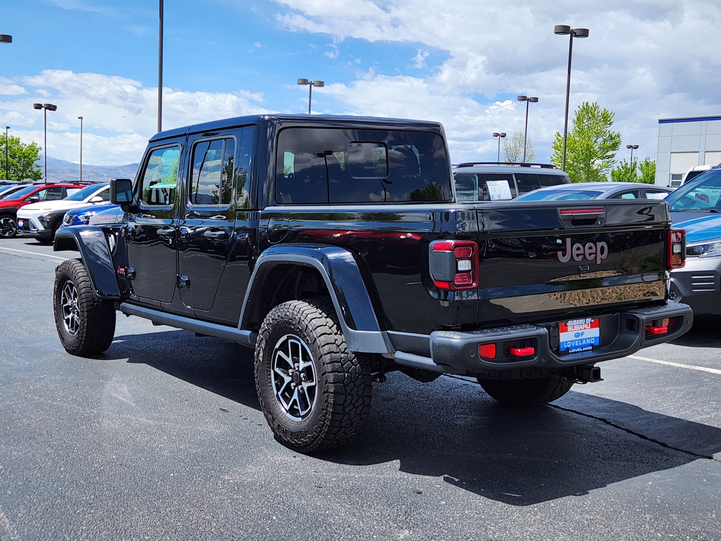 View vehicle photo 2