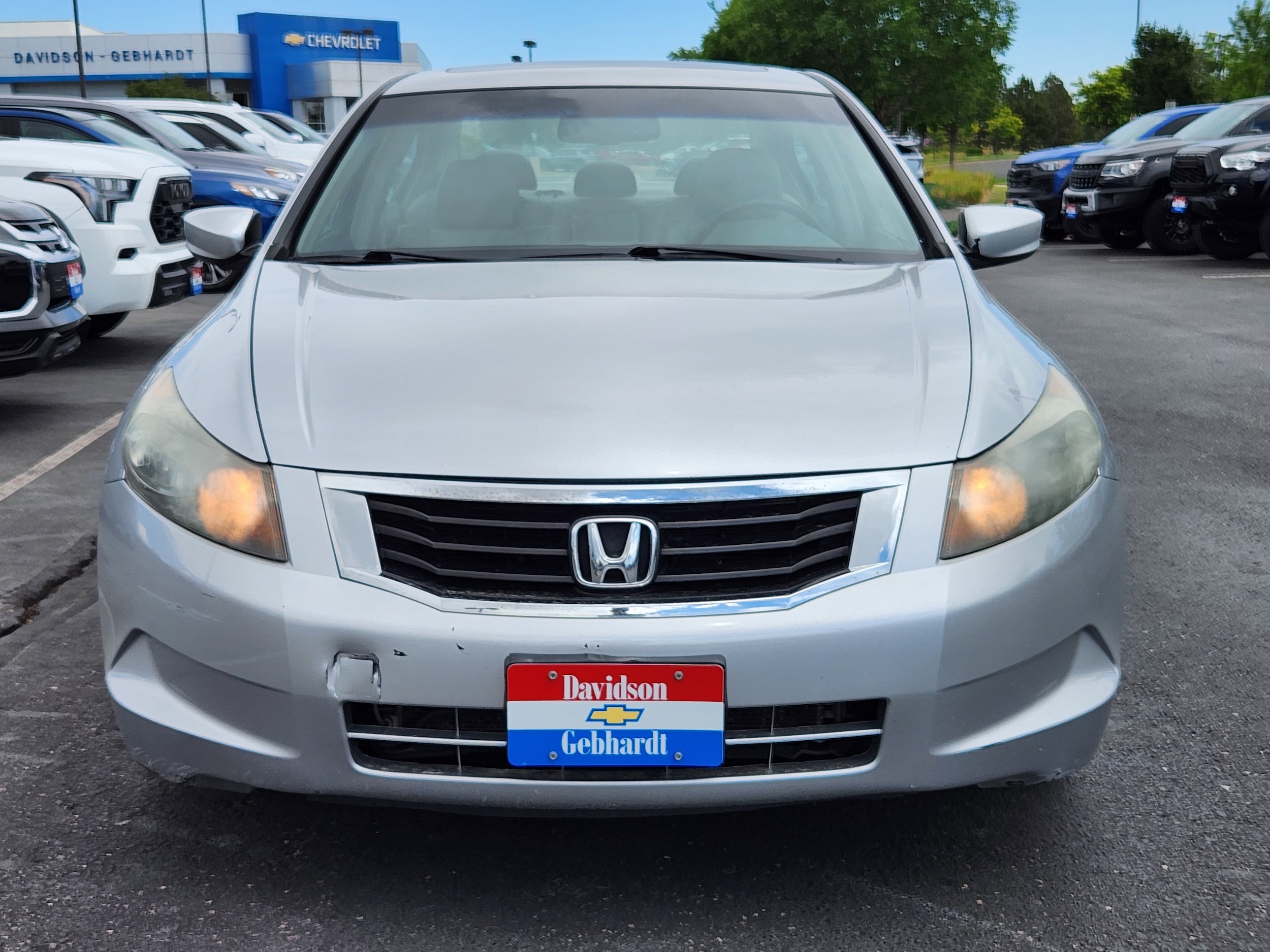 View vehicle photo 5