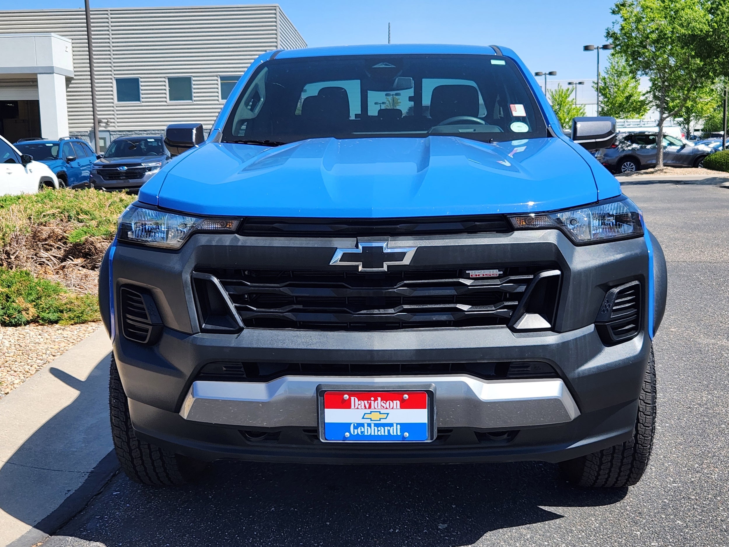 View vehicle photo 5