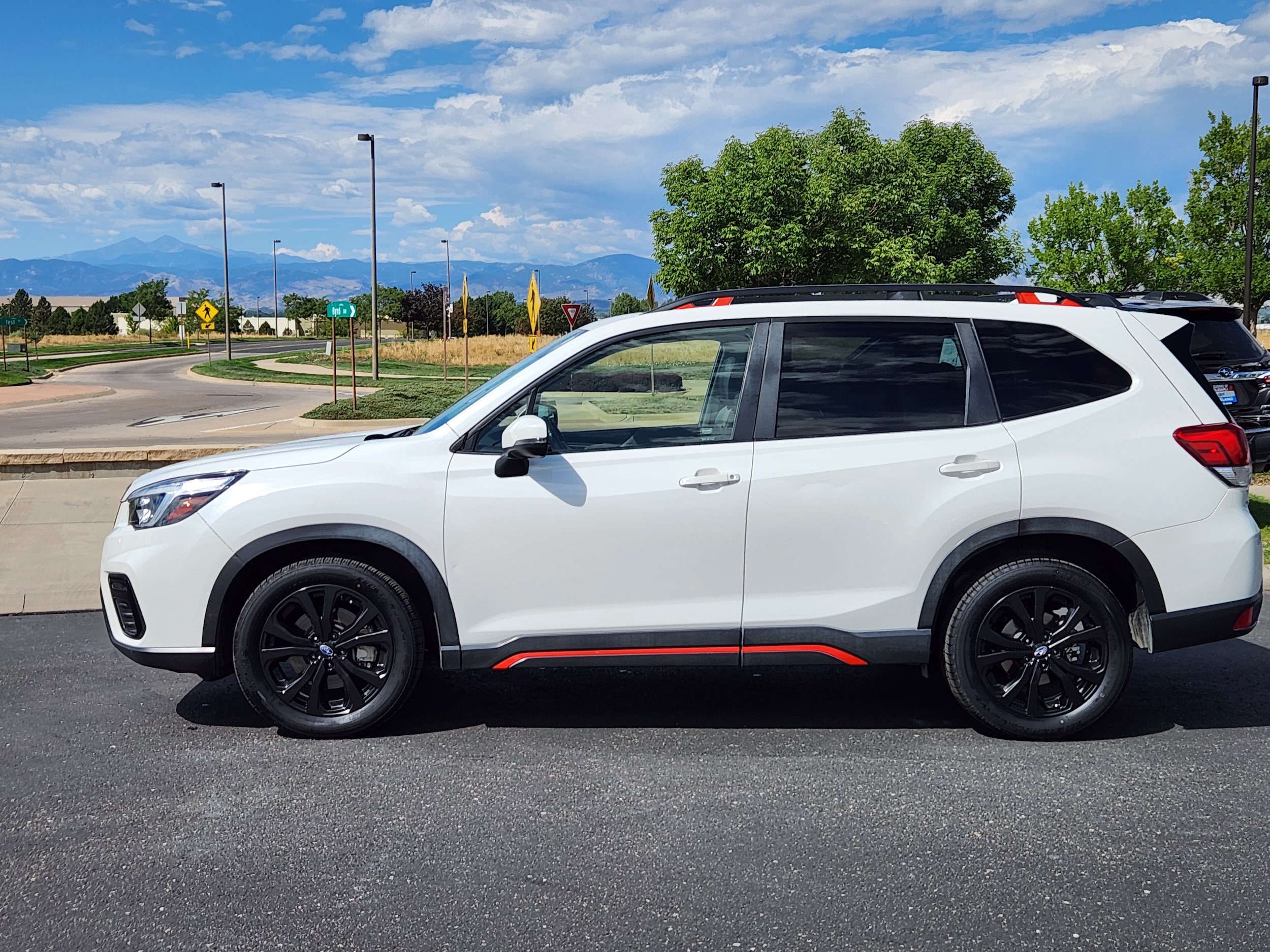 Crystal White Pearl 2021 Subaru Forester SUV / Crossover All-Wheel Drive Continuously Variable Transmission