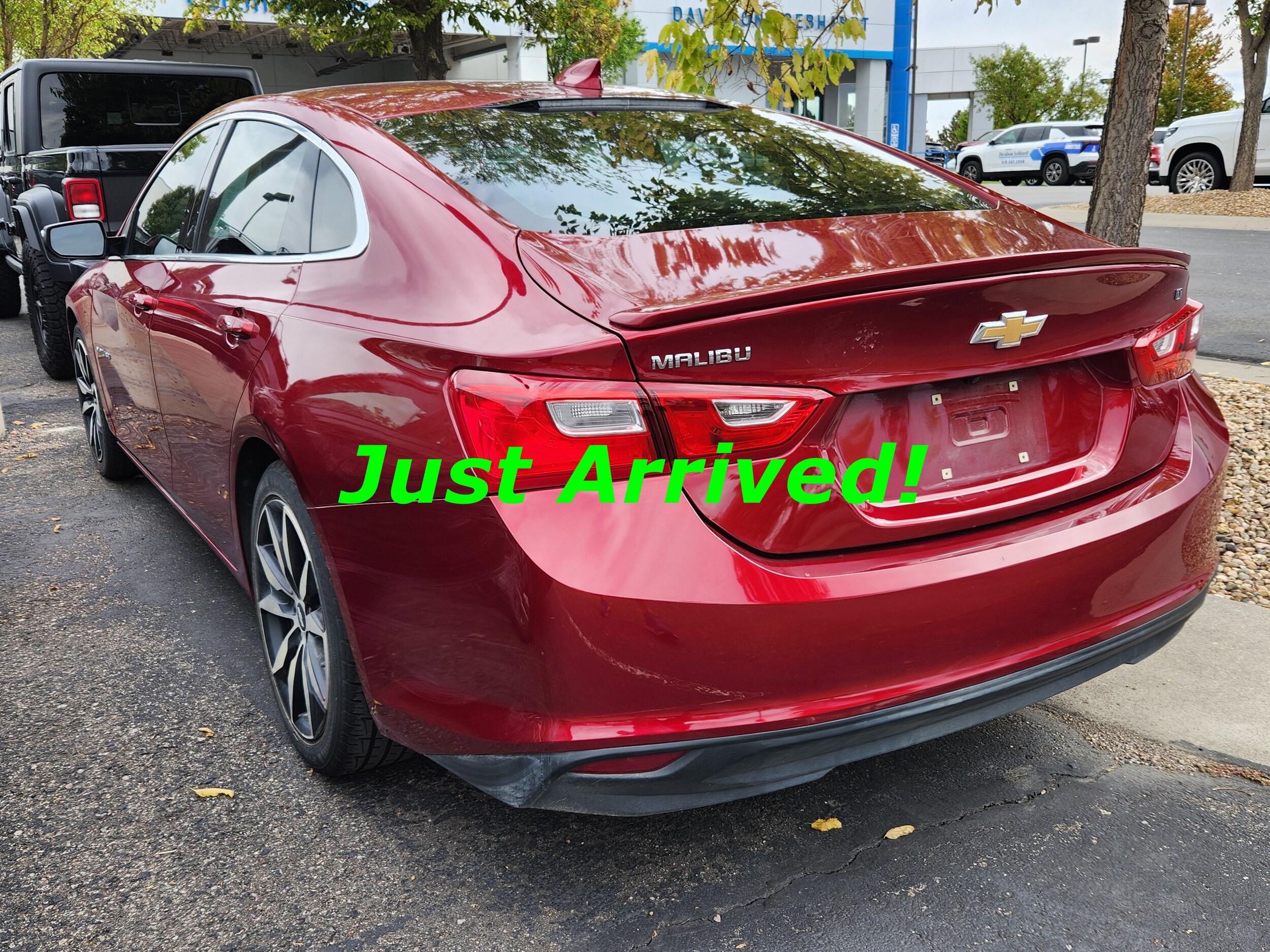 2017 Chevrolet Malibu 1LT photo 3