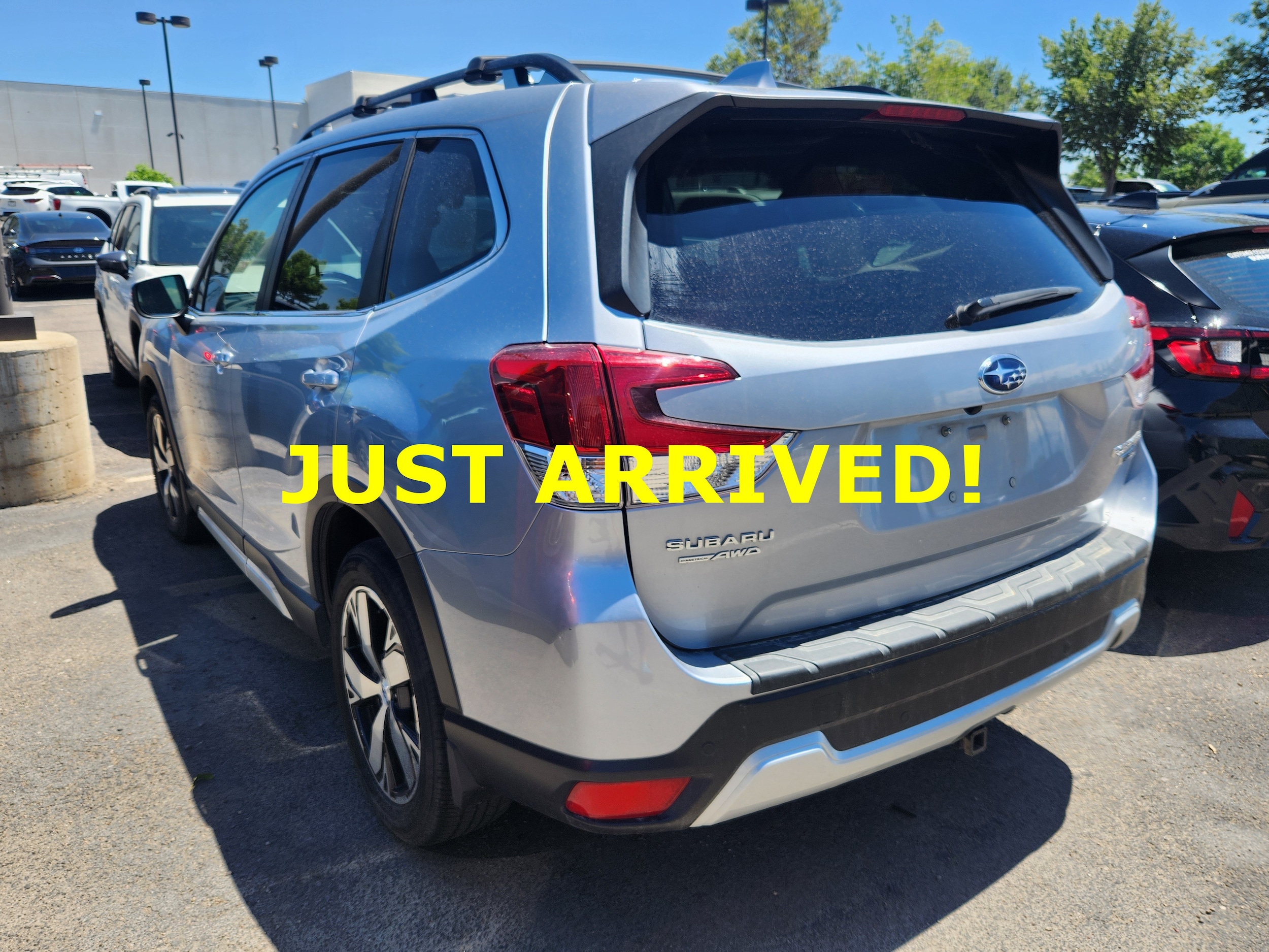 View vehicle photo 3