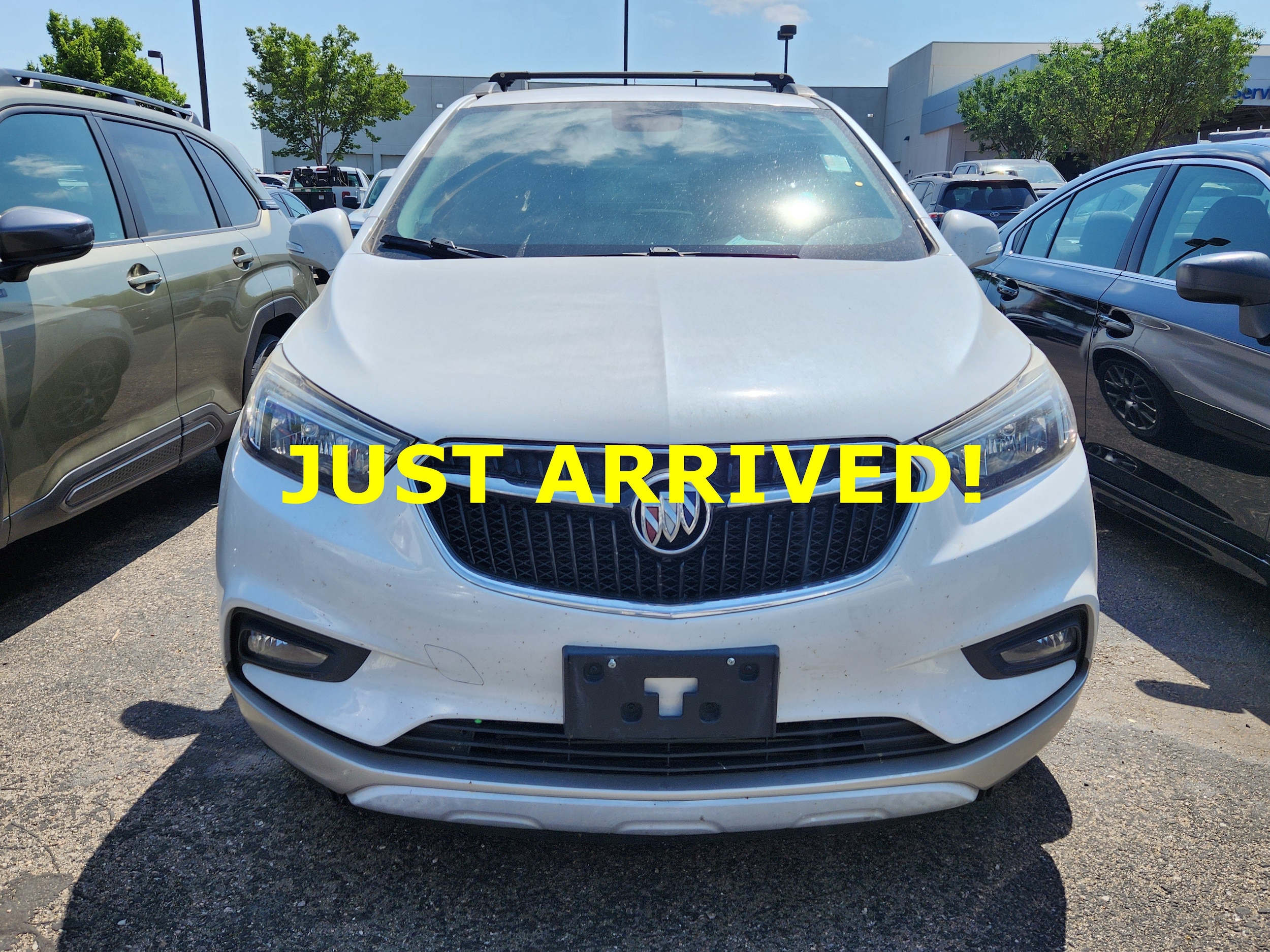 White Frost Tricoat 2017 Buick Encore SUV / Crossover Front-Wheel Drive 6-Speed Automatic Overdrive