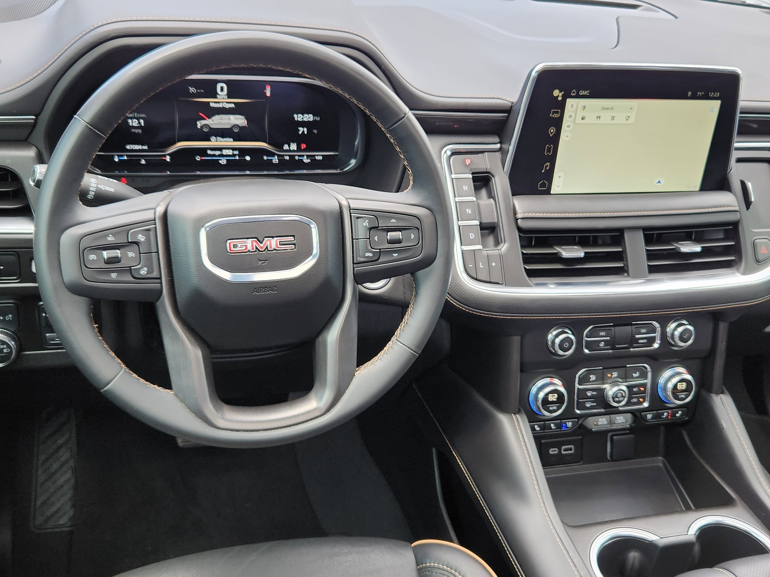 2024 GMC Yukon AT4 - Photo 9
