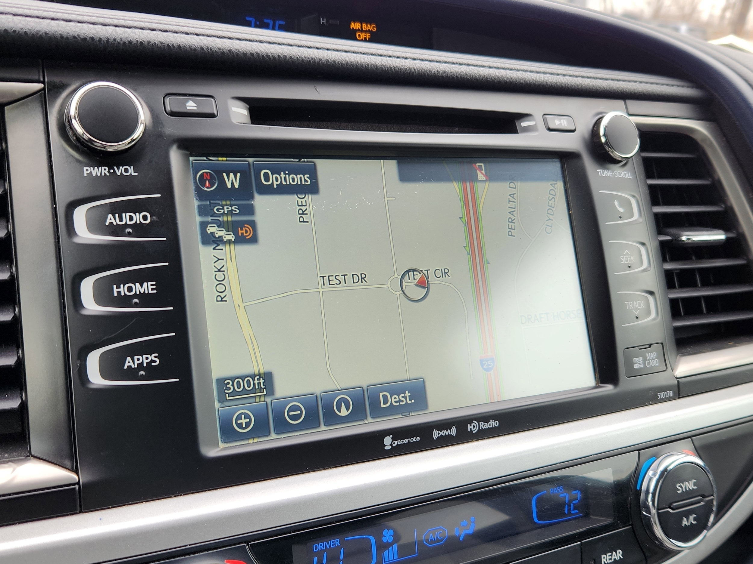 2017 Toyota Highlander XLE - Photo 24