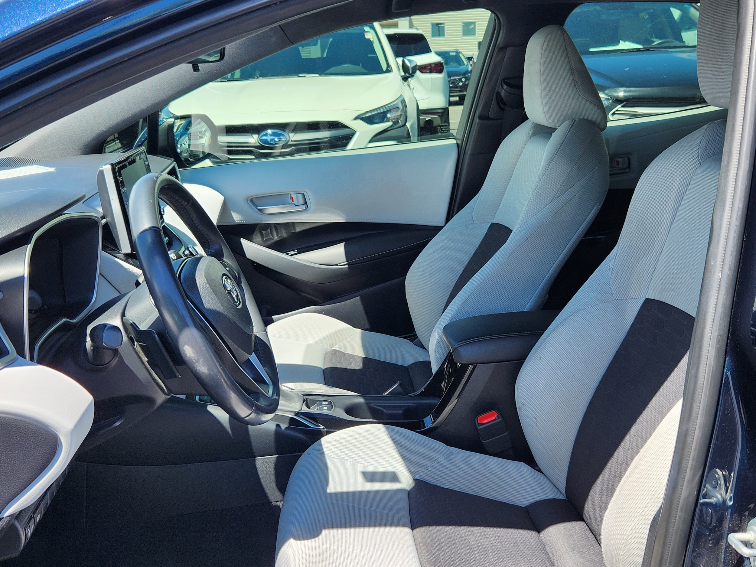 View vehicle photo 6