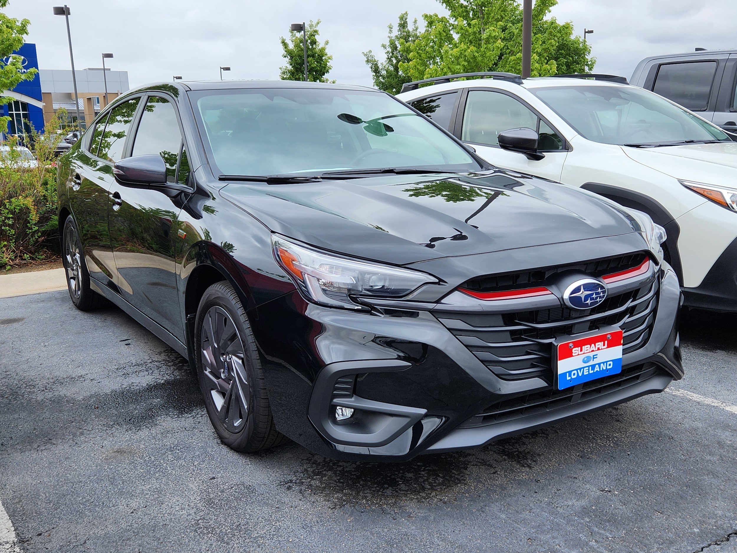 View vehicle photo 2