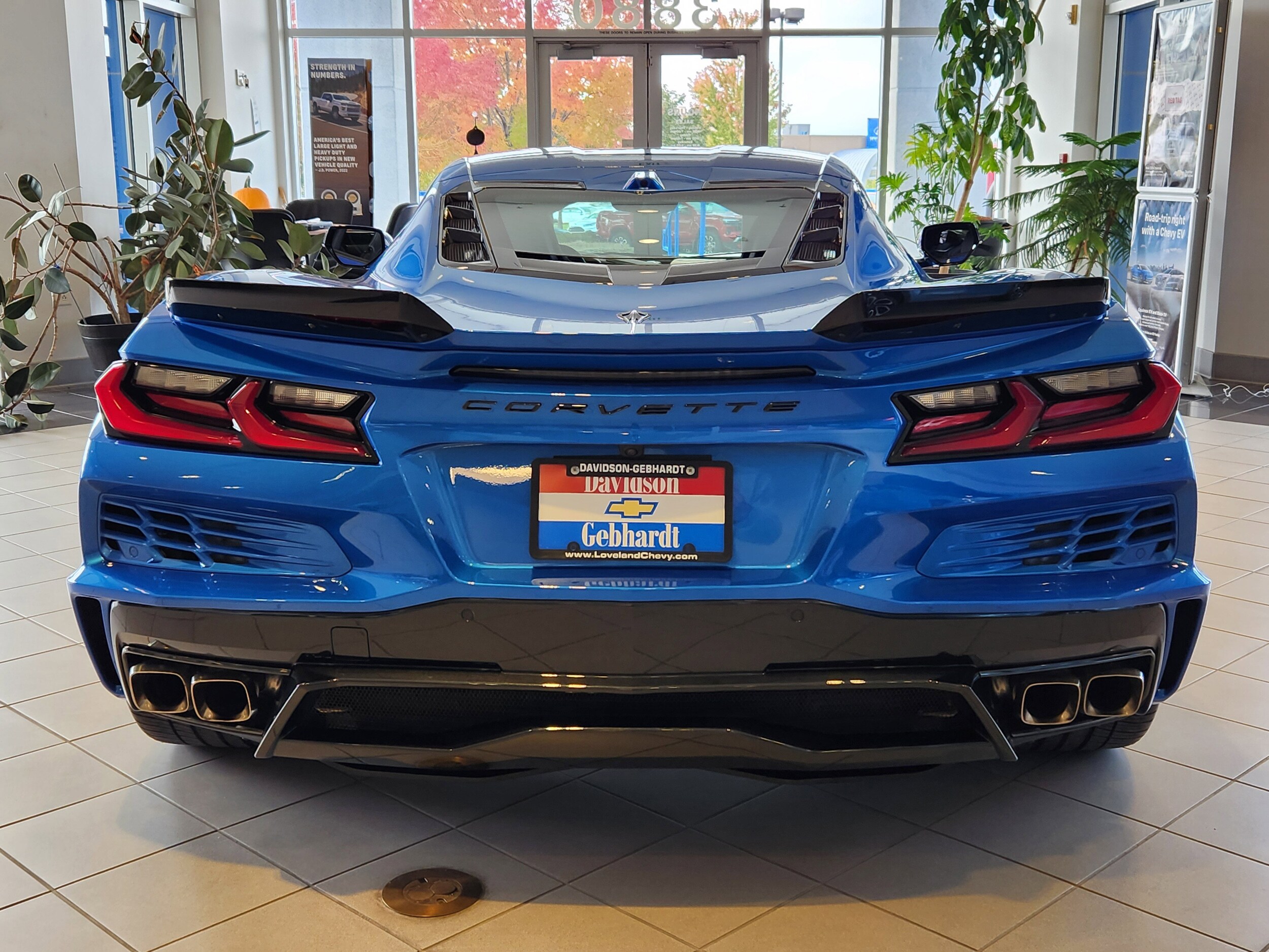 2025 Chevrolet Corvette E-Ray 2LZ photo 4