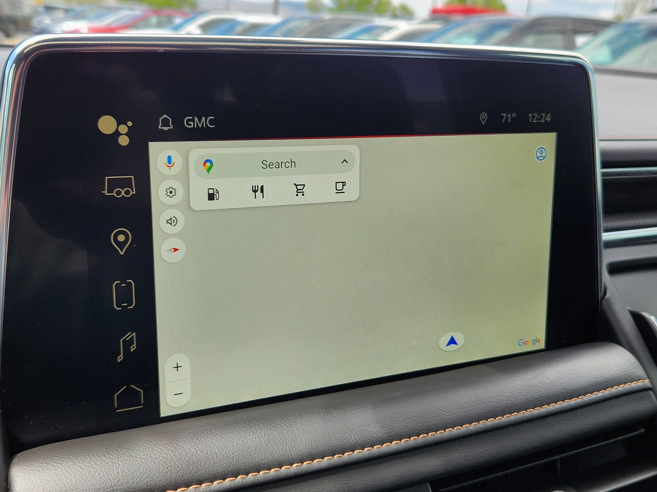 2024 GMC Yukon AT4 - Photo 18