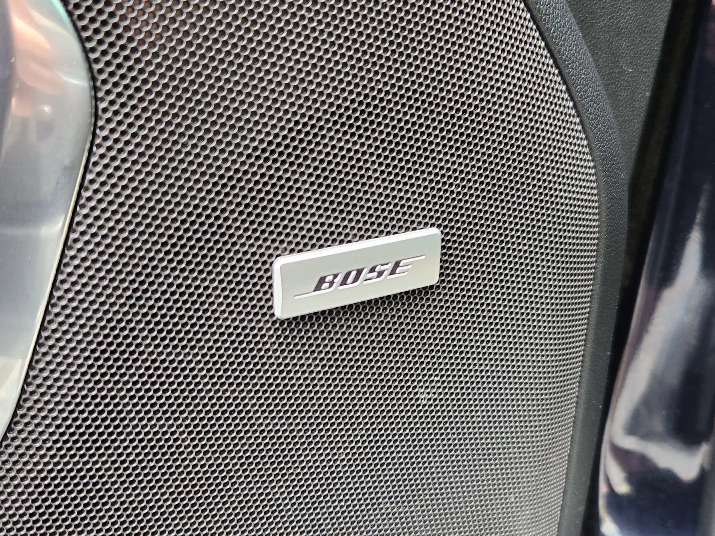 2024 GMC Yukon AT4 - Photo 25