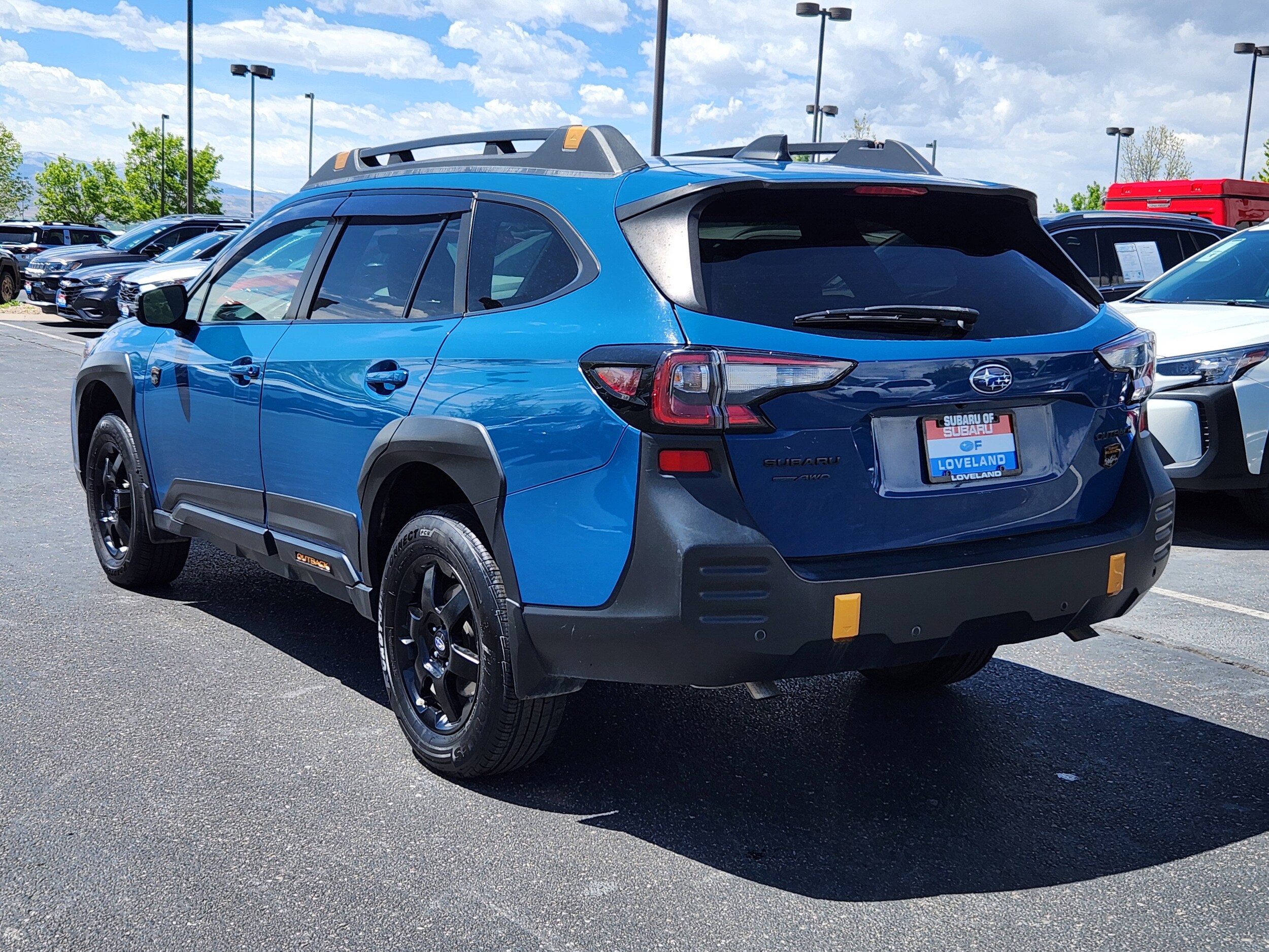 View vehicle photo 2