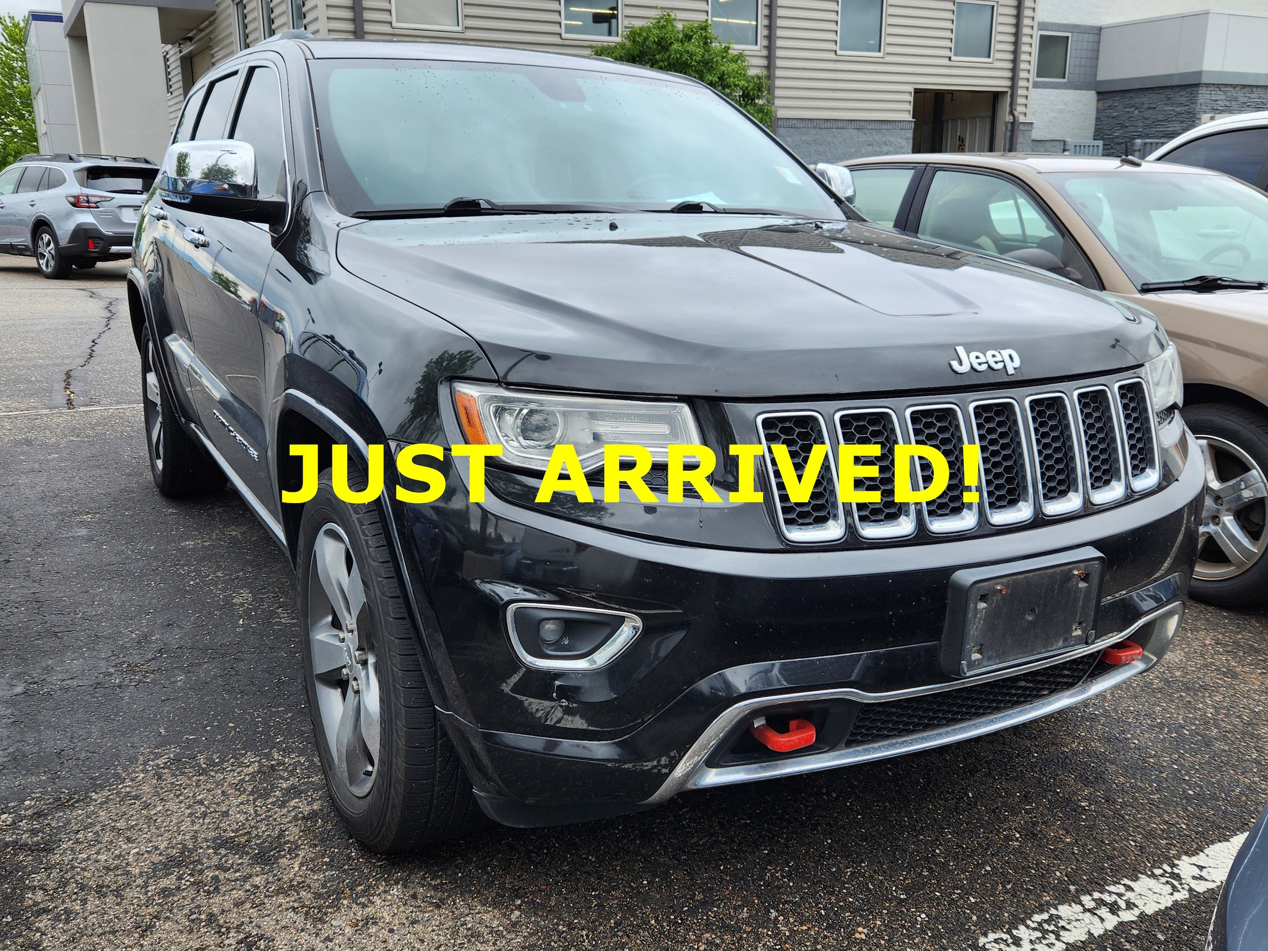 Brilliant Black Crystal Pearlcoat 2014 Jeep Grand Cherokee Overland 4WD SUV / Crossover Four-Wheel Drive 8-Speed Automatic