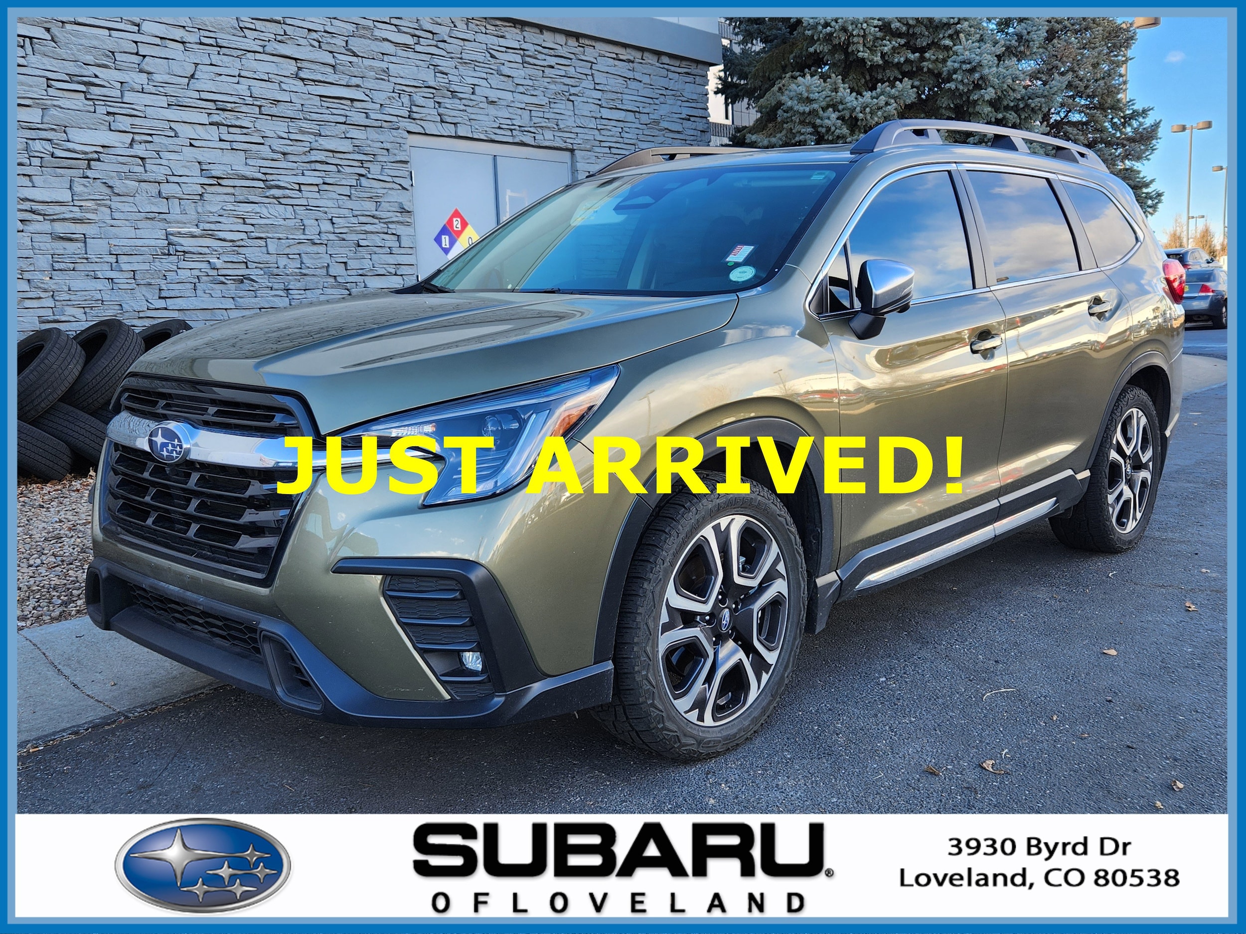 2023 Subaru Ascent Limited's photo