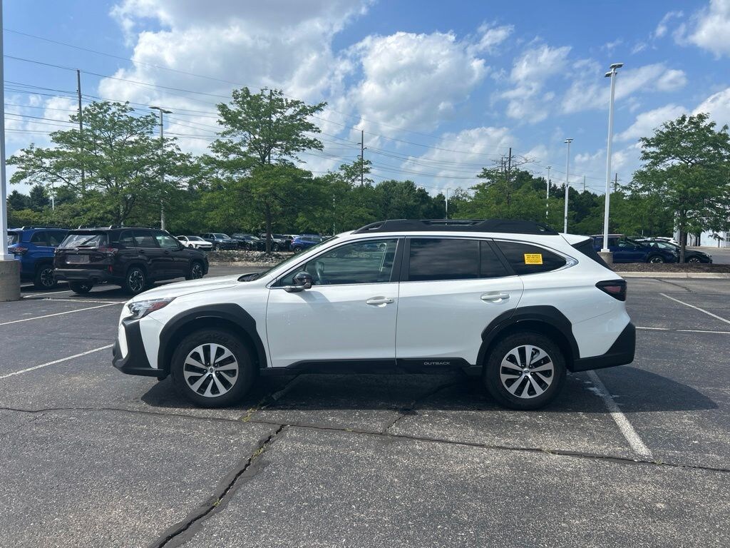 Used 2023 Subaru Outback Premium SUV