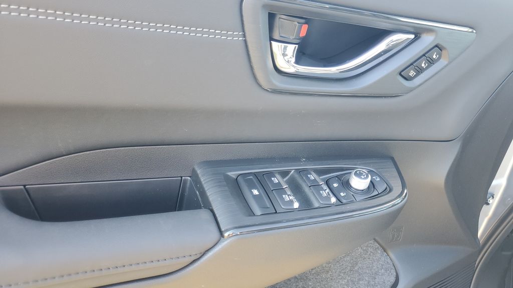 2026 Subaru Outback Touring XT - Photo 9