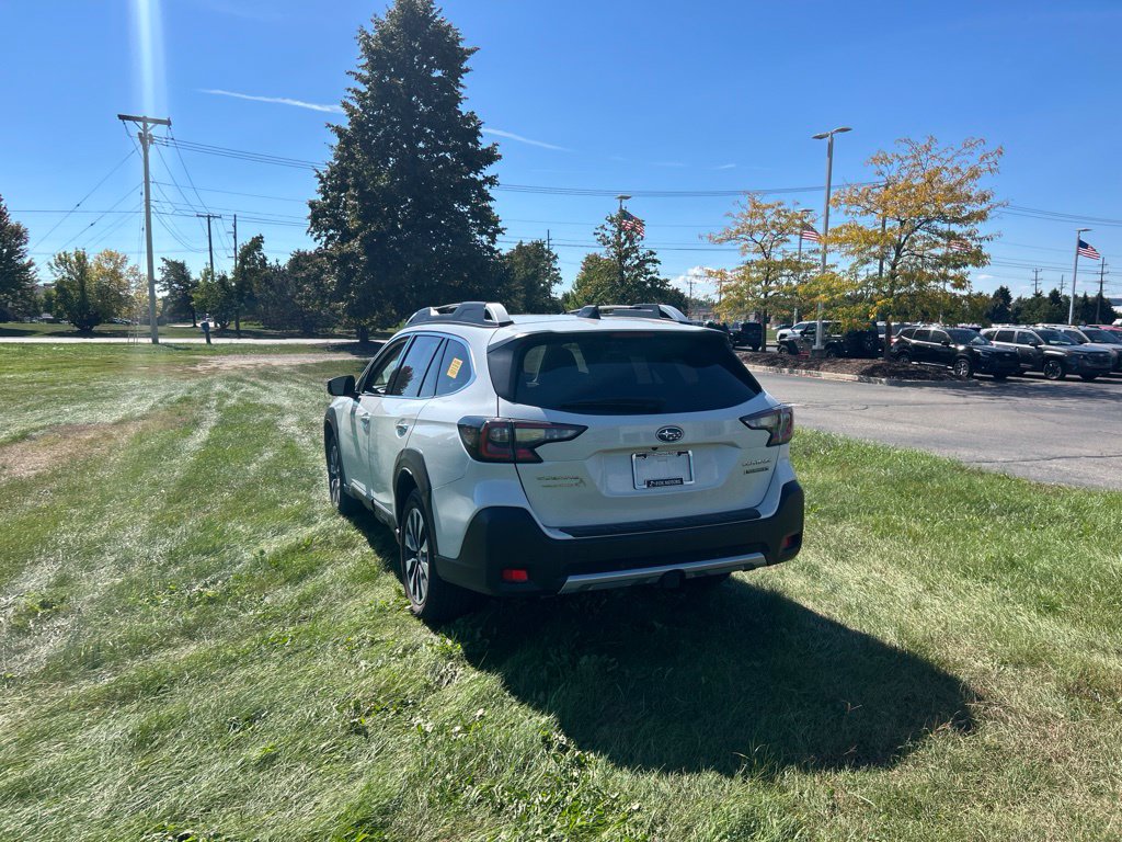 Used 2025 Subaru Outback Touring XT SUV