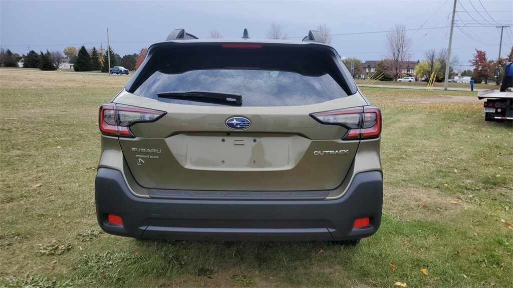 2025 Subaru Outback Premium photo 3