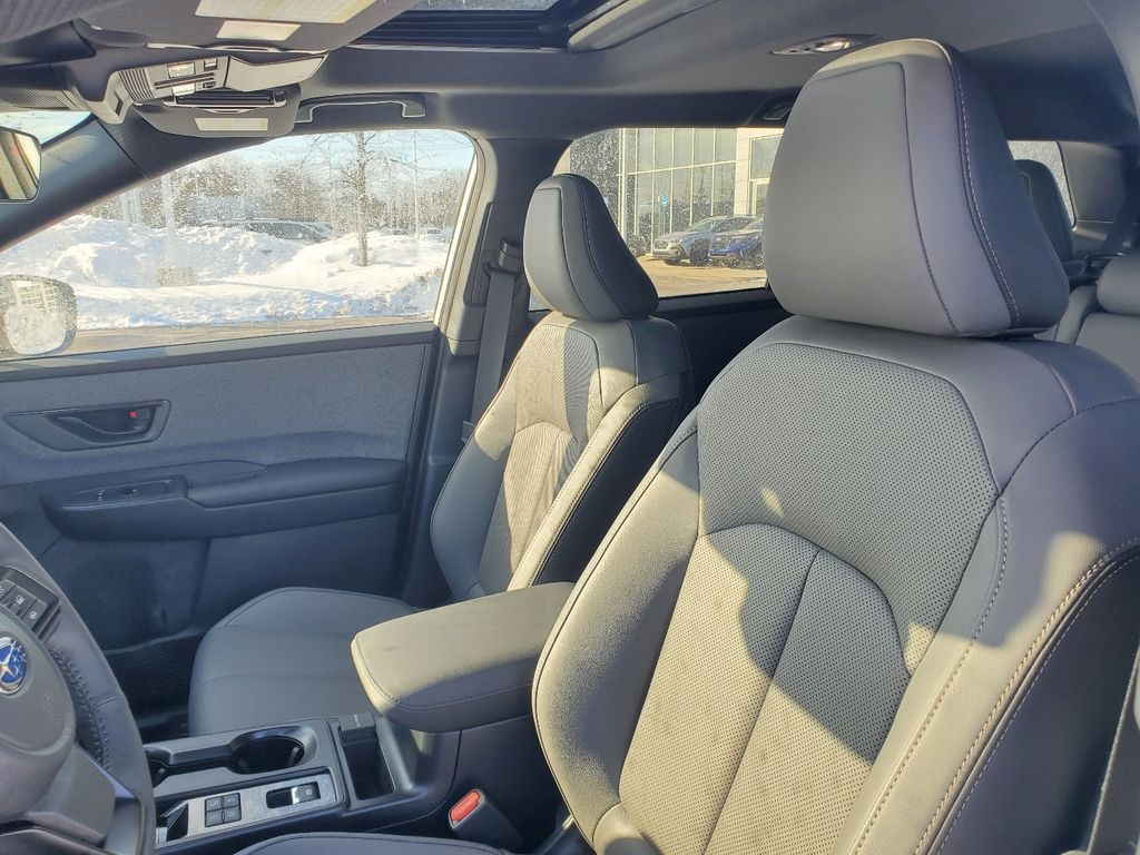 2026 Subaru Outback Limited - Photo 8