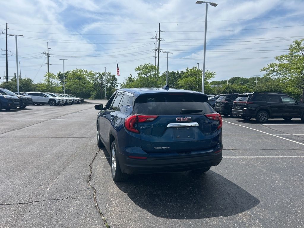 Used 2020 GMC Terrain SLE SUV