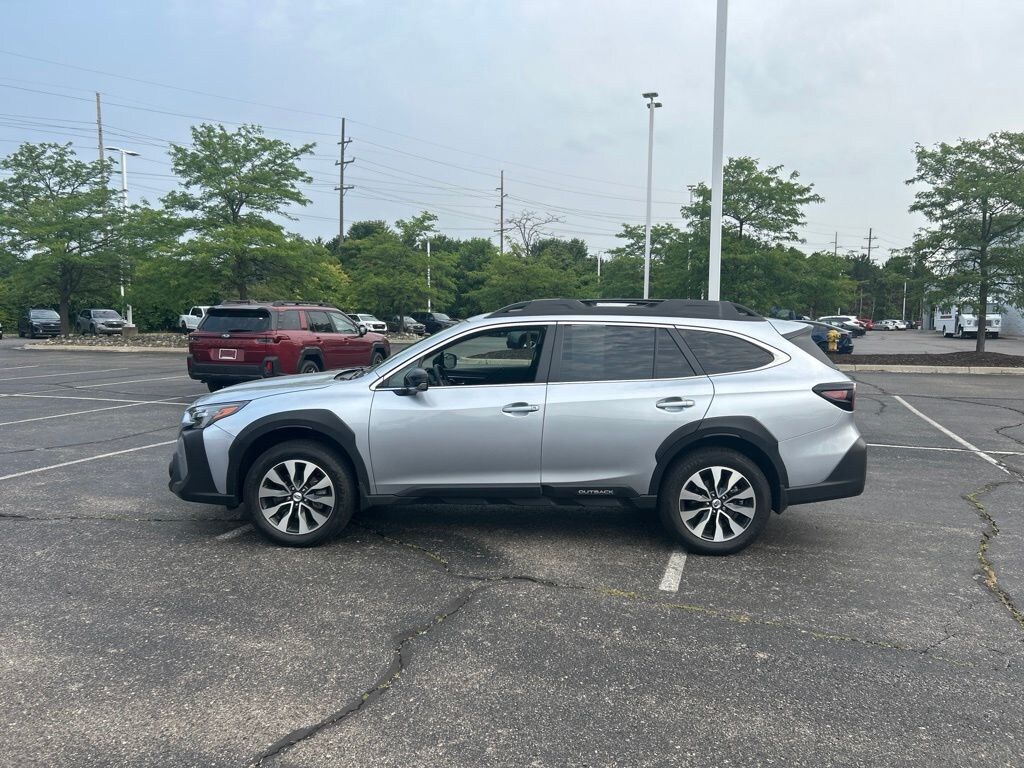 Used 2024 Subaru Outback Limited SUV