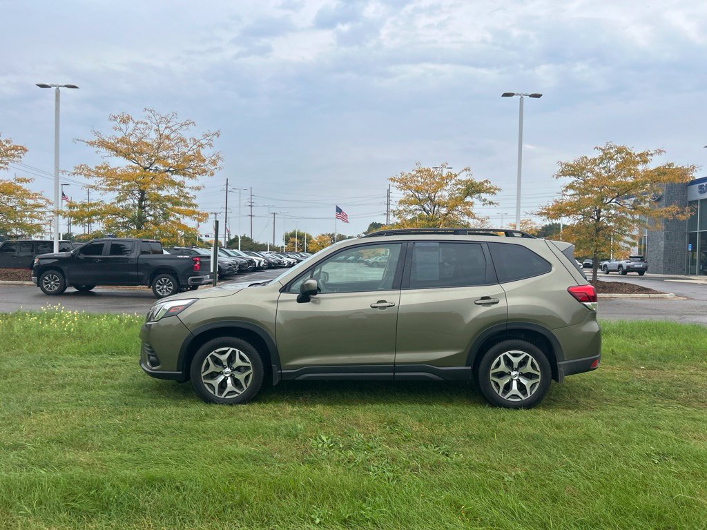 Used 2023 Subaru Forester Premium SUV