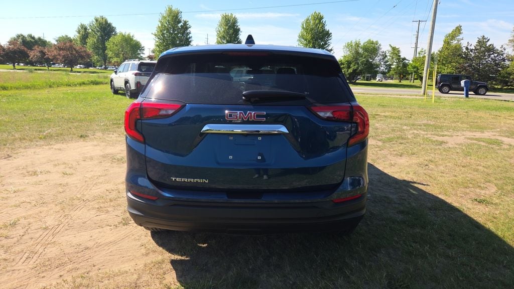 Used 2020 GMC Terrain SLE SUV