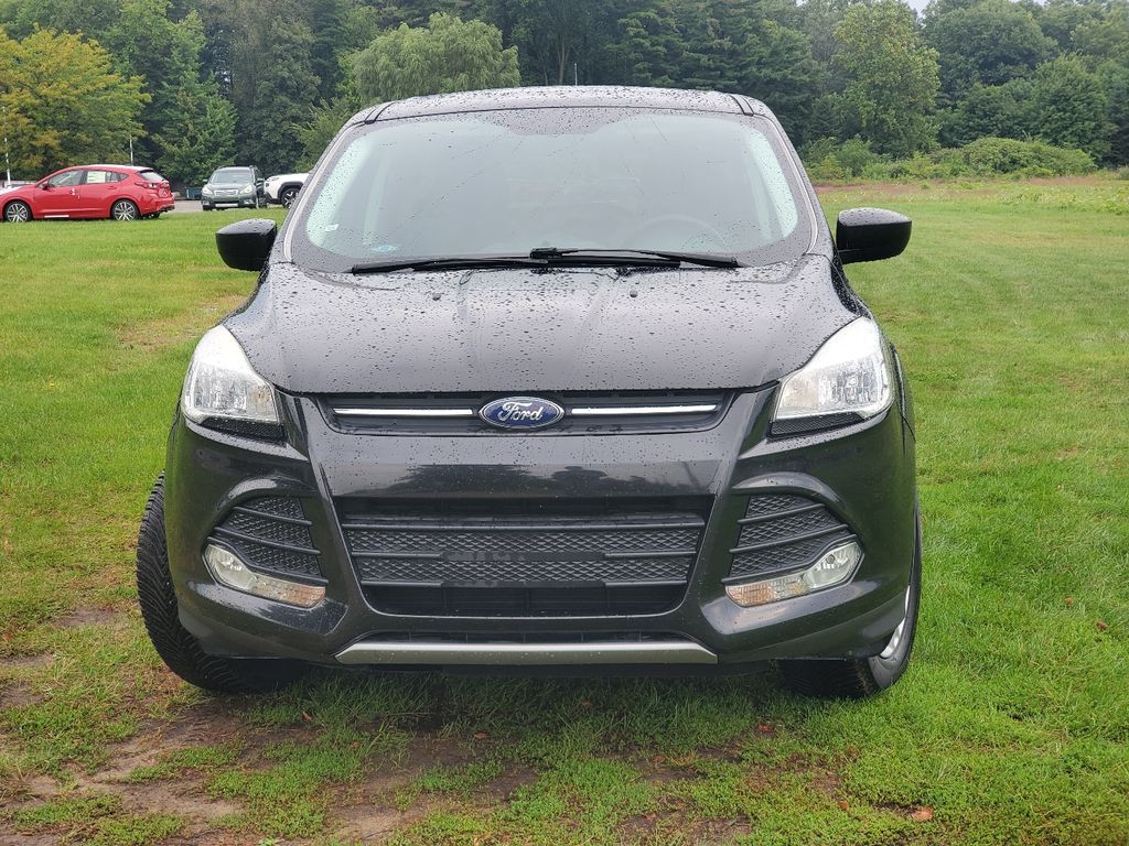 Used 2015 Ford Escape SE with VIN 1FMCU0GX6FUC77365 for sale in Macomb, MI