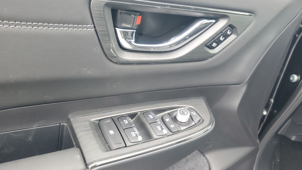 2026 Subaru Outback Touring XT - Photo 9
