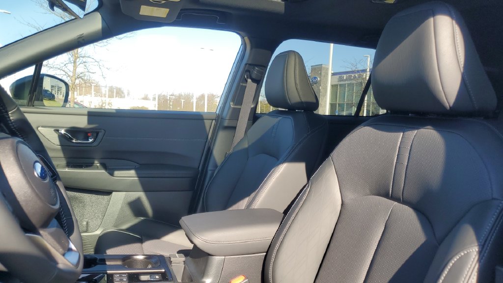 2026 Subaru Outback Touring - Photo 23