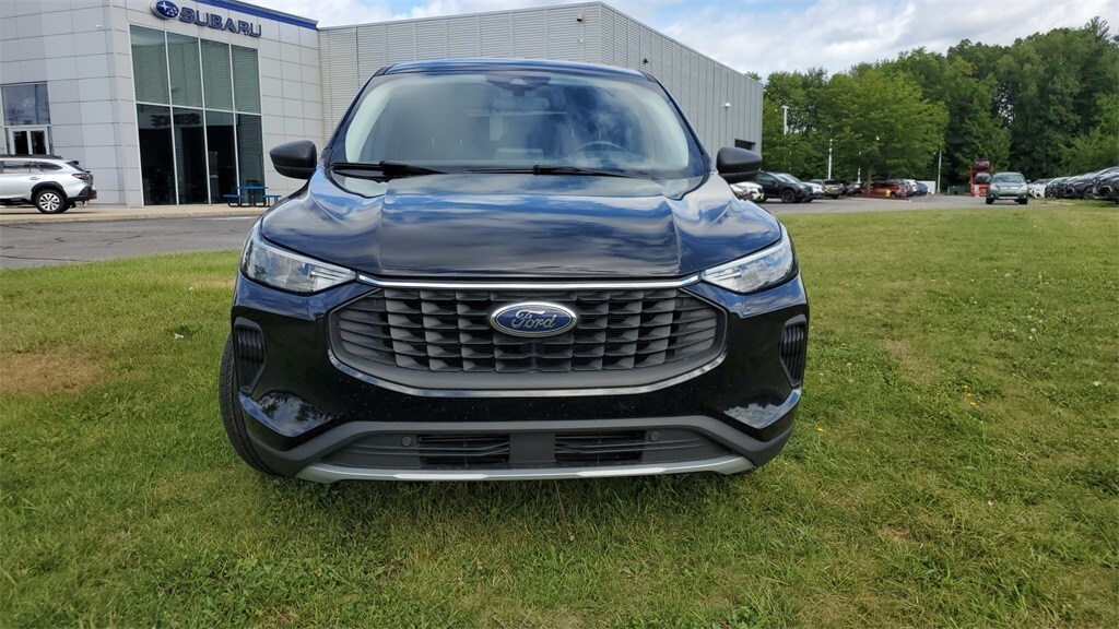2023 Ford Escape Active photo 2