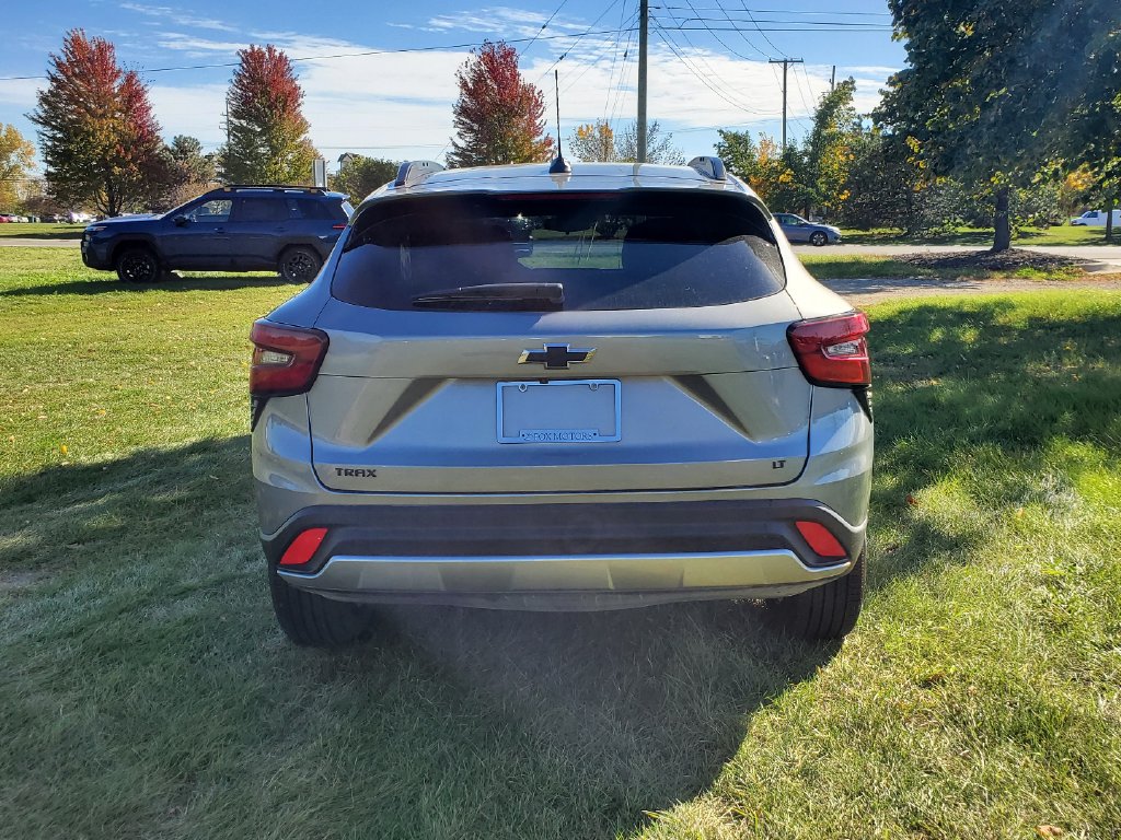 Used 2025 Chevrolet Trax LT SUV