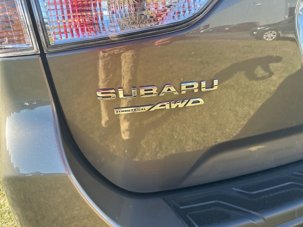 2021 Subaru Forester Limited photo 3