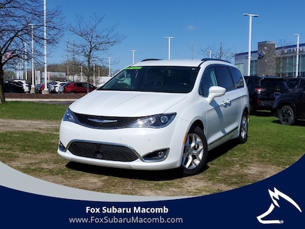 2018 Chrysler Pacifica Touring L Plus Van