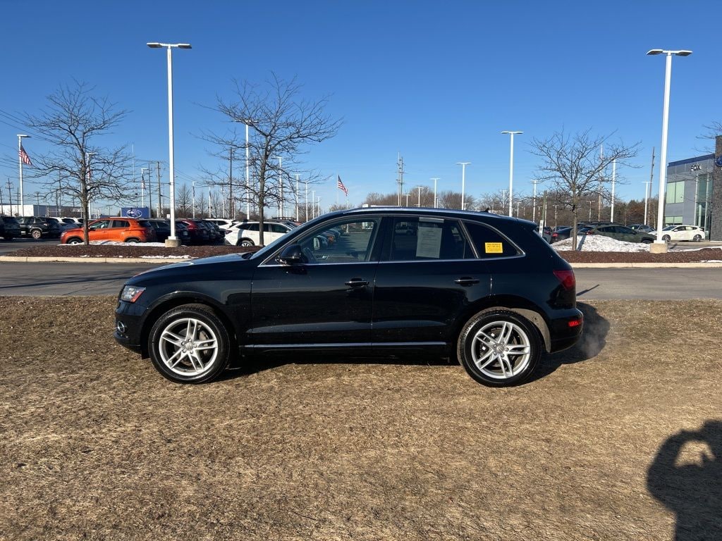 Used 2016 Audi Q5 Premium Plus with VIN WA1L2AFP4GA047791 for sale in Macomb, MI