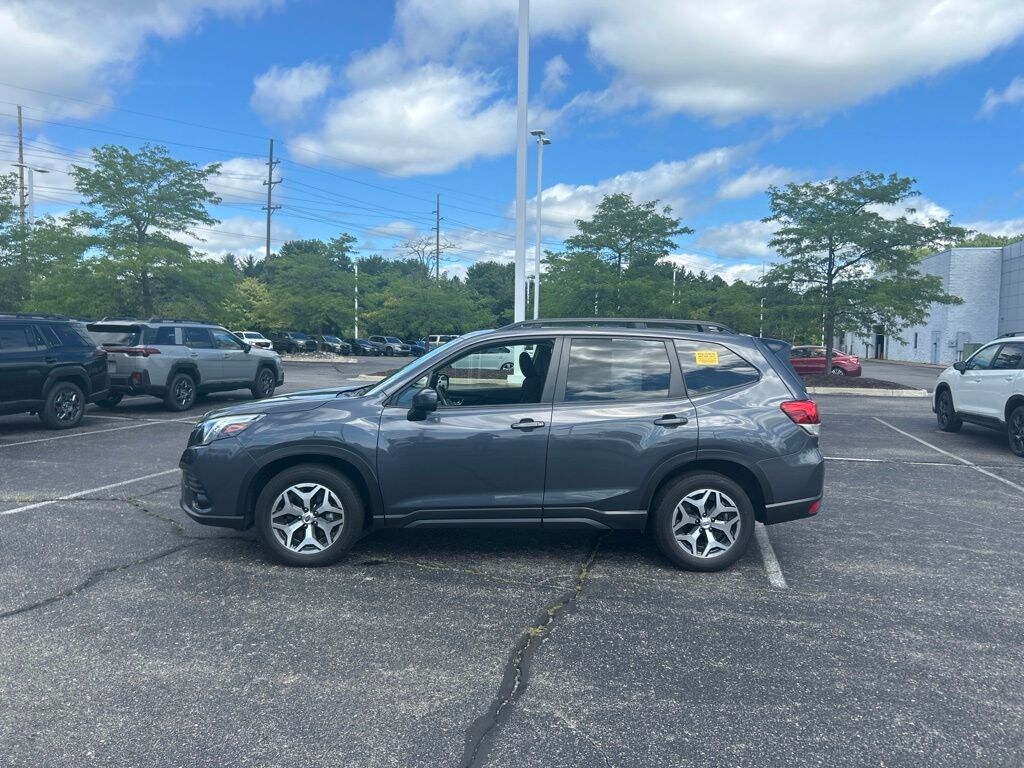 Used 2024 Subaru Forester Premium SUV
