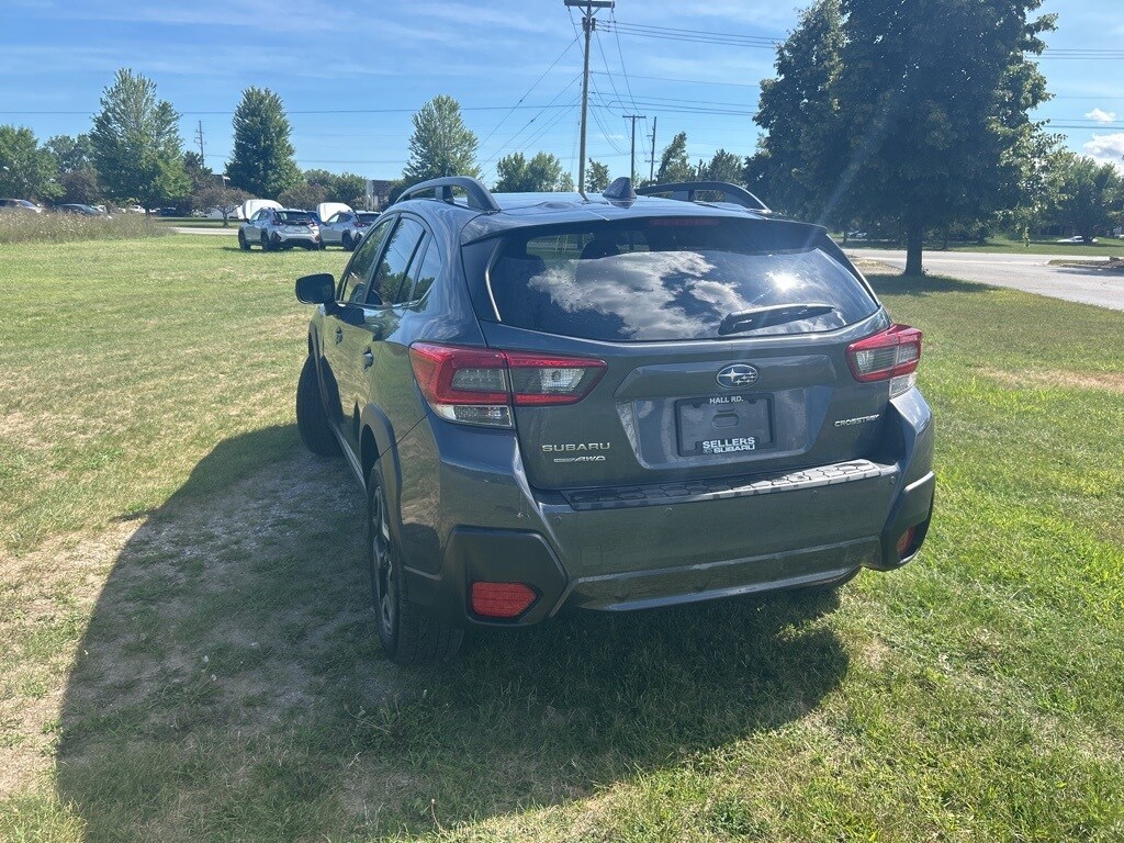 2020 Subaru Crosstrek Limited photo 2