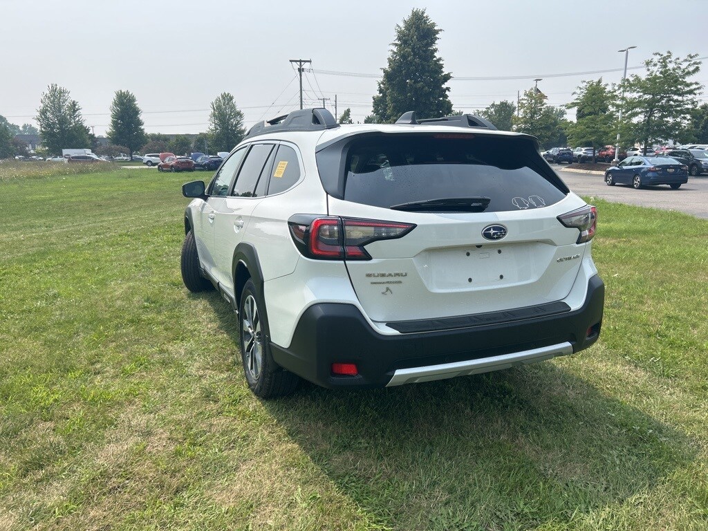 2024 Subaru Outback Limited photo 2
