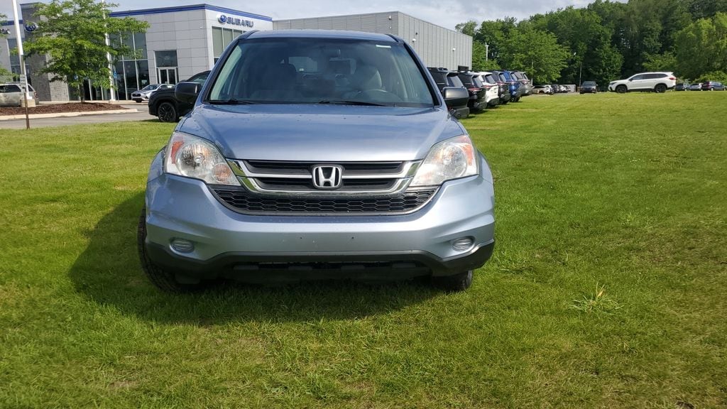 Used 2011 Honda CR-V SE with VIN 5J6RE4H49BL121189 for sale in Macomb, MI