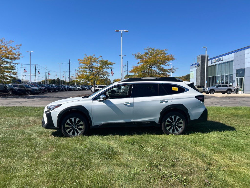Used 2025 Subaru Outback Touring XT SUV
