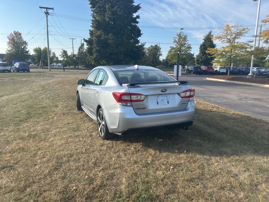 2017 Subaru Impreza 2.0i Sport photo 2