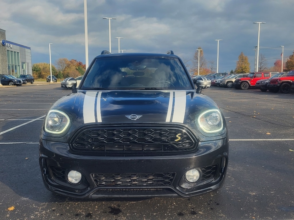 Used 2019 MINI Countryman S E PHEV with VIN WMZYU7C59K3F93742 for sale in Macomb, MI