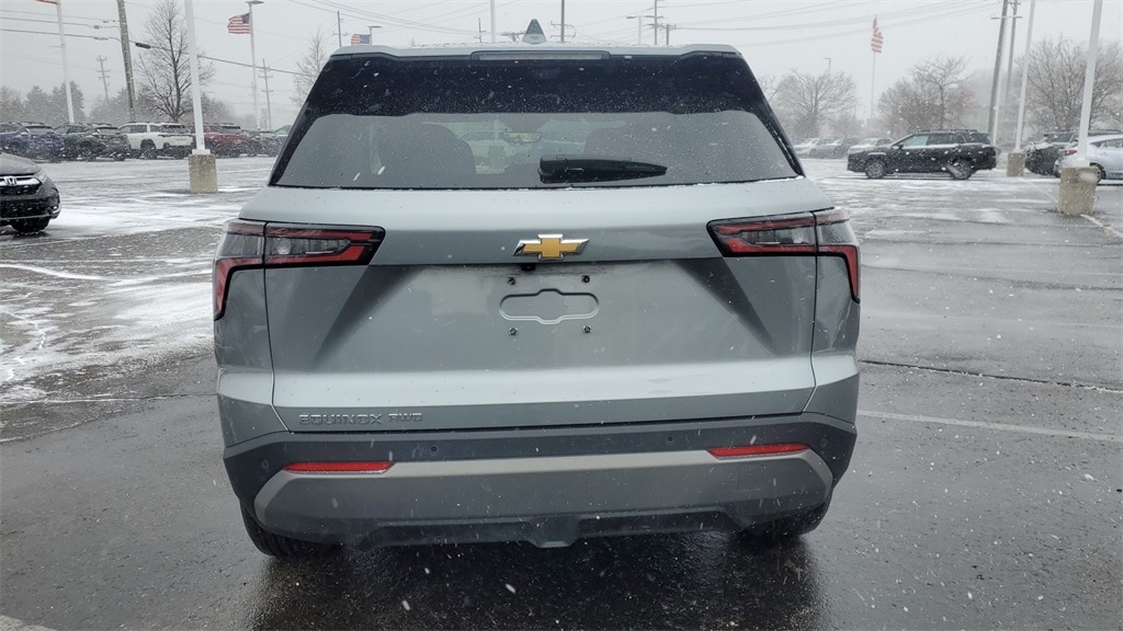Used 2025 Chevrolet Equinox LT SUV