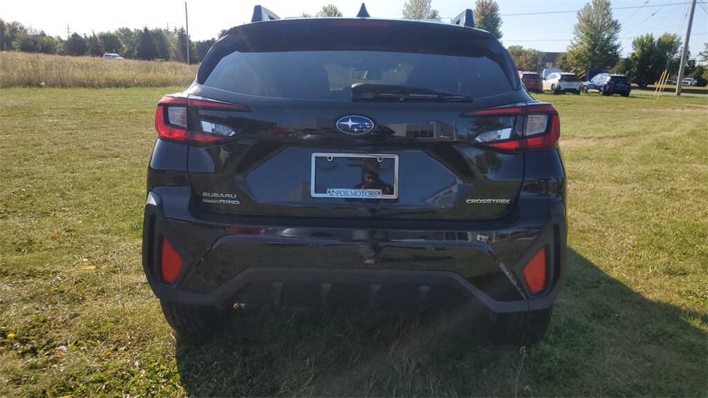 2024 Subaru Crosstrek Premium photo 3